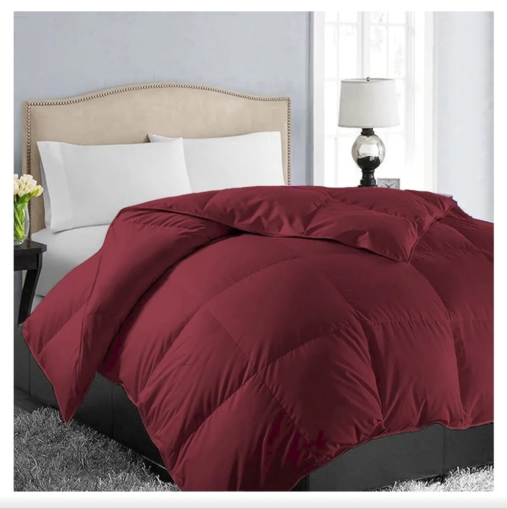 NIB Queen Comforter